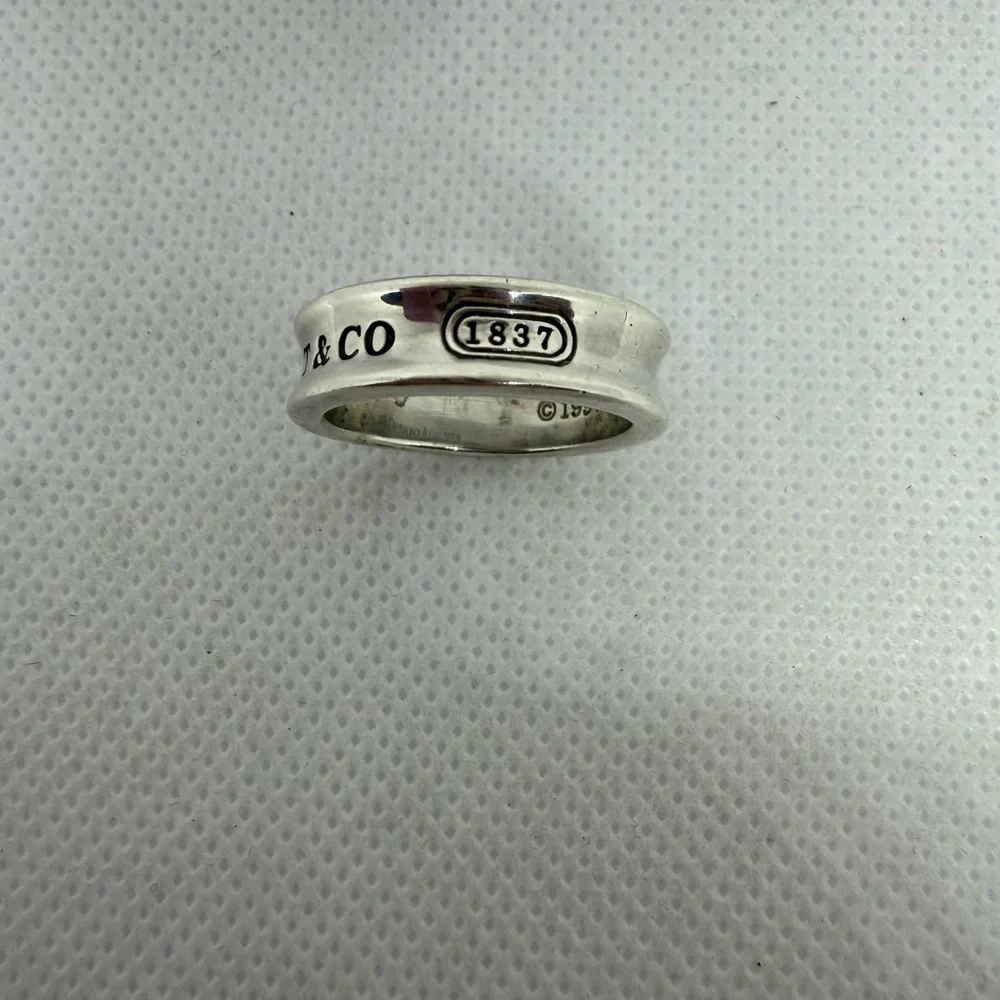 Tiffany & Co. 1827 Concave Sterling Silver Band Sz 9.5 - Picture 5 of 5